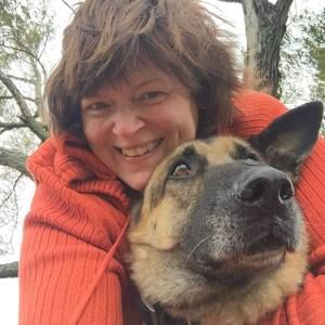 Meet your Posher, Debbie